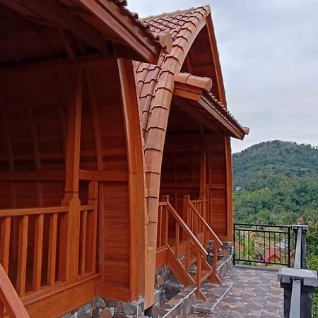 Giri Swari Homestay Сидемен Екстериор снимка