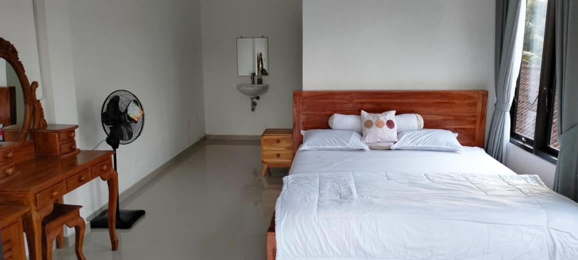 Giri Swari Homestay Сидемен Екстериор снимка