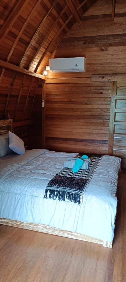 Giri Swari Homestay Сидемен Екстериор снимка